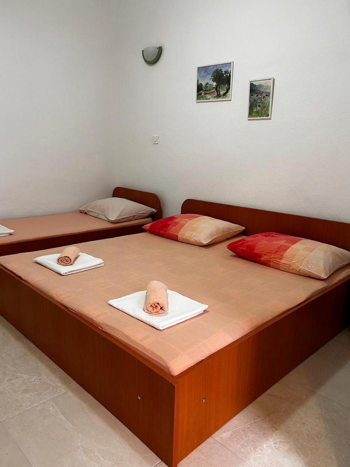 Apartments By The Sea Podaca, Makarska - 4734 Exterior photo