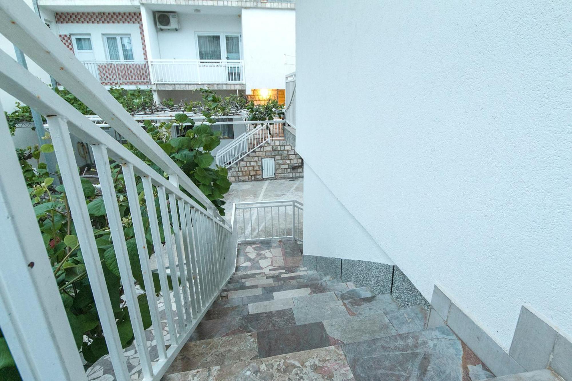 Apartments By The Sea Podaca, Makarska - 4734 Exterior photo